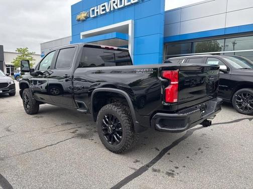 2025 Chevrolet Silverado 3500 LT