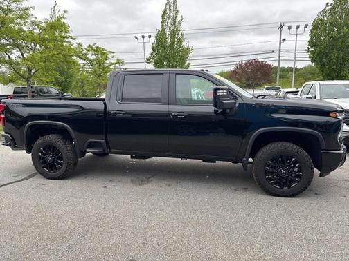 2025 Chevrolet Silverado 3500 LT