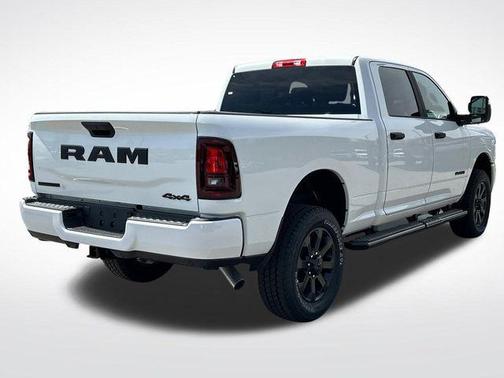 Bright White Clearcoat 2026 RAM 2500 Big Horn Crew Cab 4x4 6'4' Box