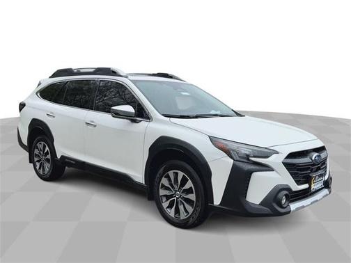 2023 Subaru Outback Touring XT