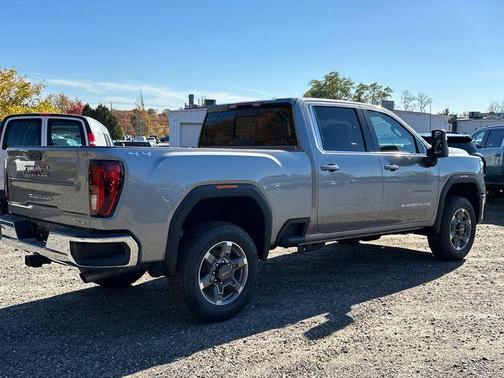 2026 GMC Sierra 2500 SLE