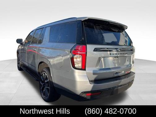 2023 Chevrolet Suburban RST