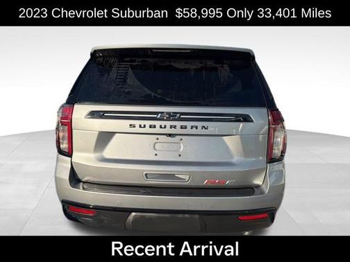 2023 Chevrolet Suburban RST