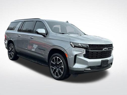 2023 Chevrolet Suburban RST