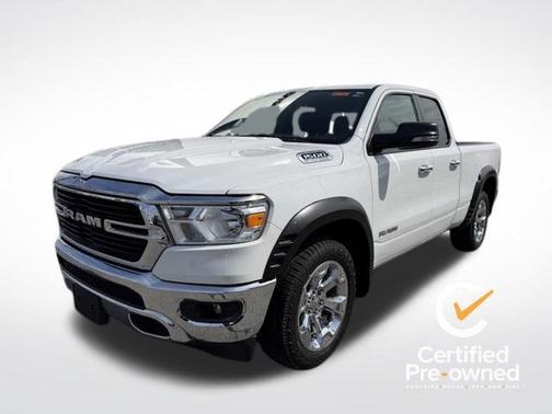 Bright White Clearcoat 2019 RAM 1500 Big Horn