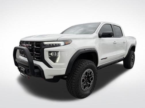 Summit White 2023 GMC Canyon AT4X