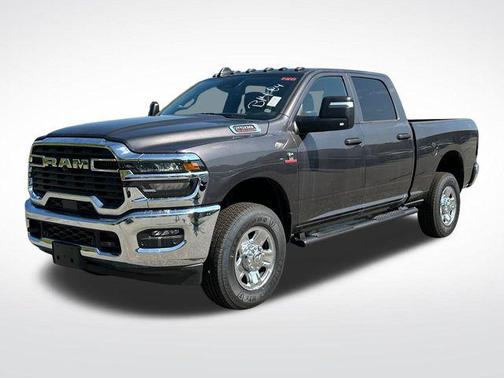 2025 RAM 2500 Tradesman Crew Cab 4x4 6'4' Box