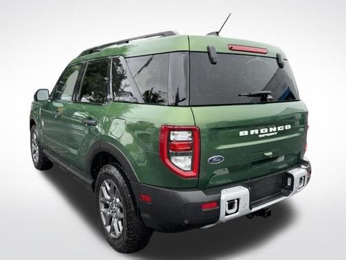 Eruption Green Metallic 2025 Ford Bronco Sport Big Bend