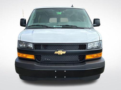 2025 Chevrolet Express 2500 RWD 2500 Regular Wheelbase WT