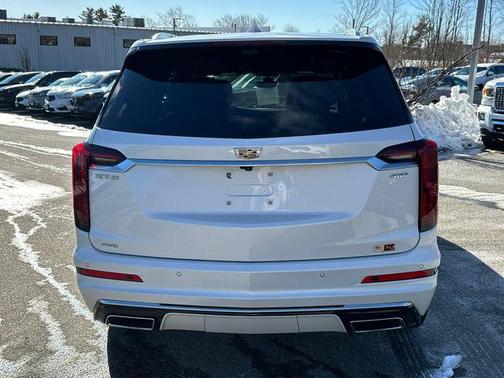 2022 Cadillac XT6 Premium Luxury AWD