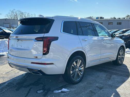 2022 Cadillac XT6 Premium Luxury AWD