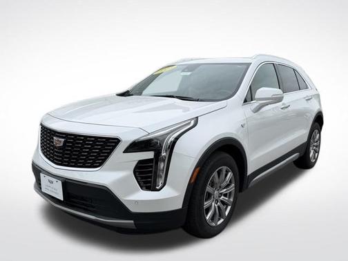 Crystal White Tricoat 2023 Cadillac XT4 Premium Luxury