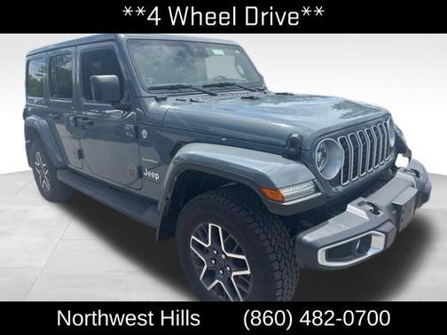 2024 Jeep Wrangler 4-Door Sahara 4x4