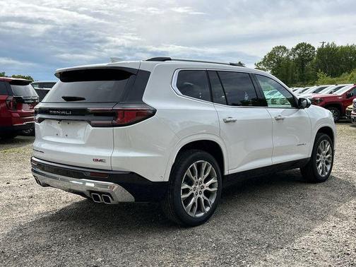 2025 GMC Acadia Denali