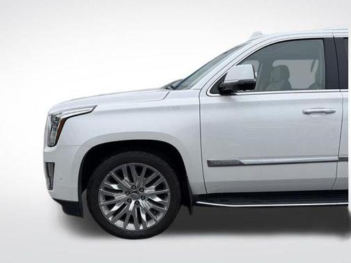 Crystal White Tricoat 2019 Cadillac Escalade ESV Luxury
