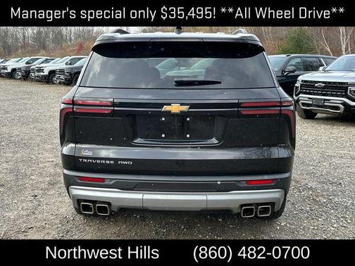2025 Chevrolet Traverse LT