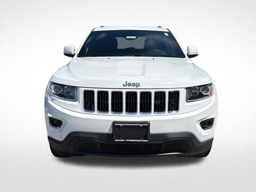 Bright White Clearcoat 2015 Jeep Grand Cherokee Laredo