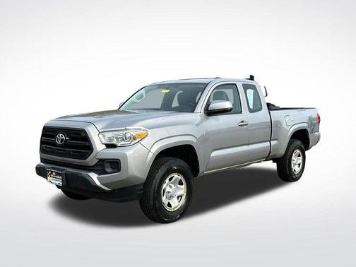 2017 Toyota Tacoma SR