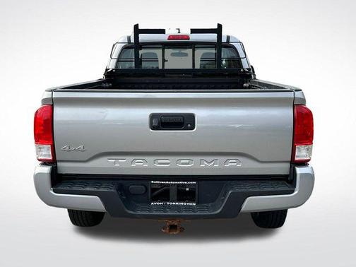 2017 Toyota Tacoma SR