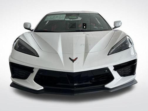 Arctic White 2026 Chevrolet Corvette Stingray w/2LT