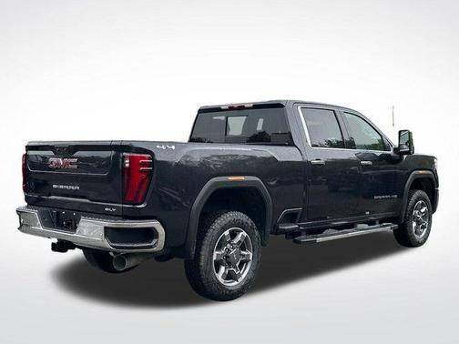 2025 GMC Sierra 2500 SLT