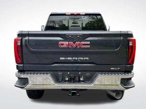 2025 GMC Sierra 2500 SLT