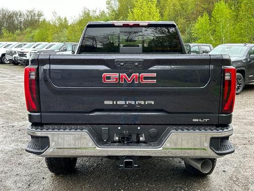 2025 GMC Sierra 2500 SLT