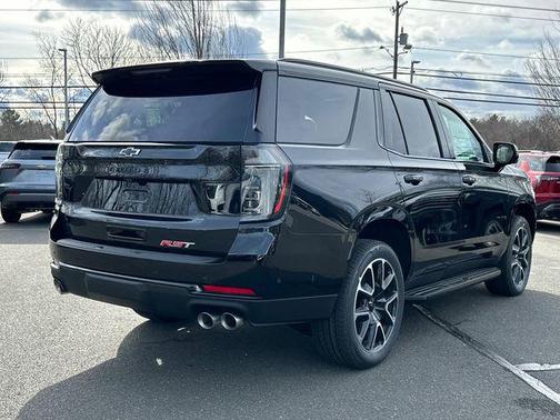 2026 Chevrolet Tahoe 4WD RST