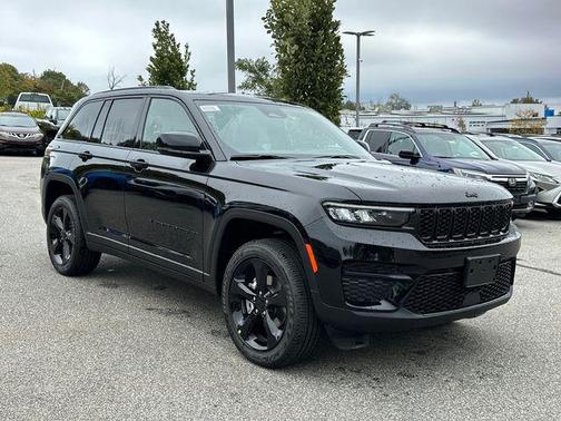 2025 Jeep Grand Cherokee Altitude