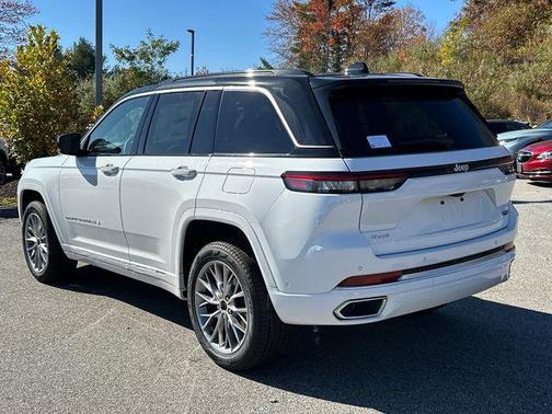 2025 Jeep Grand Cherokee Summit