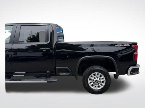 Black 2025 Chevrolet Silverado 2500 LT
