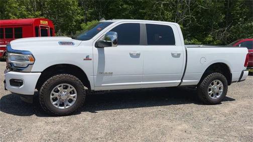 2024 RAM 2500 Laramie Crew Cab 4x4 6'4' Box