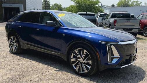 2024 Cadillac LYRIQ Luxury w/1SE
