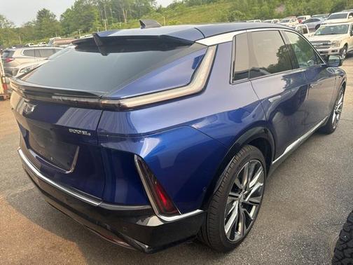 2024 Cadillac LYRIQ Luxury w/1SE