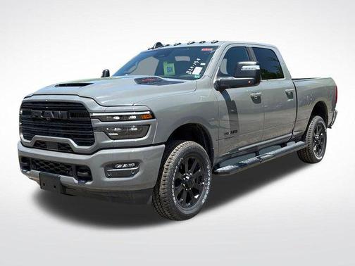 Ceramic Gray Clearcoat 2026 RAM 2500 Laramie Crew Cab 4x4 6'4' Box
