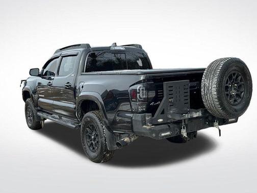 2022 Toyota Tacoma SR5