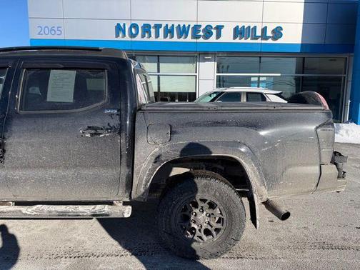 2022 Toyota Tacoma SR5