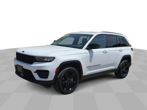 2025 Jeep Grand Cherokee Altitude