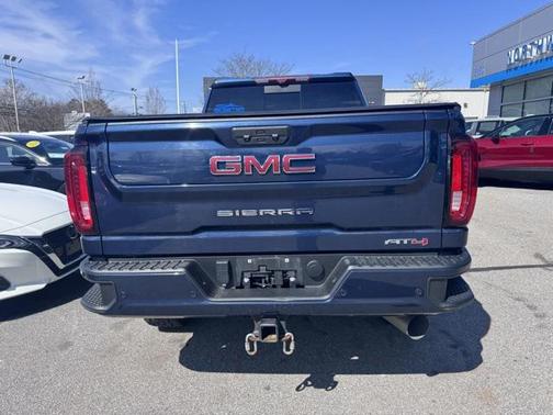 2022 GMC Sierra 2500 AT4