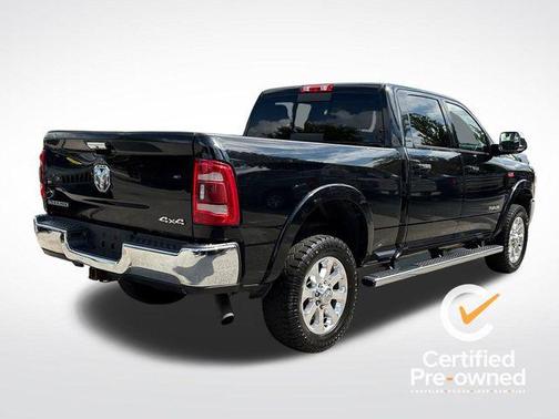 Diamond Black Crystal Pearlcoat 2019 RAM 2500 Laramie Crew Cab 4x4 6'4' Box
