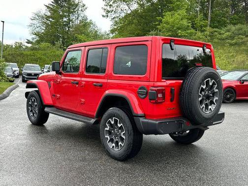 2025 Jeep Wrangler 4-Door Sahara 4x4