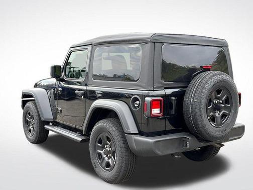 Black Clearcoat 2026 Jeep Wrangler Sport
