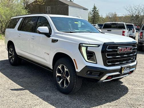 2025 GMC Yukon XL 4WD AT4
