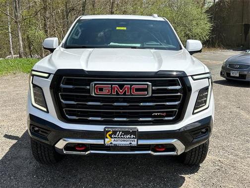 2025 GMC Yukon XL 4WD AT4