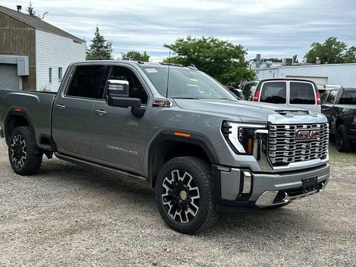 2025 GMC Sierra 2500 Denali