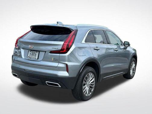 Argent Silver Metallic 2024 Cadillac XT4 Premium Luxury