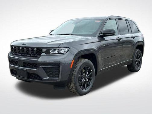 Baltic Gray Metallic Clearcoat 2026 Jeep Grand Cherokee Altitude