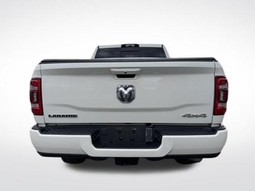 Pearl White 2023 RAM 2500 Laramie Crew Cab 4x4 6'4' Box