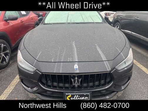 2022 Maserati Ghibli Modena Q4