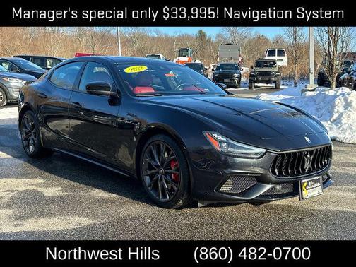 2022 Maserati Ghibli Modena Q4